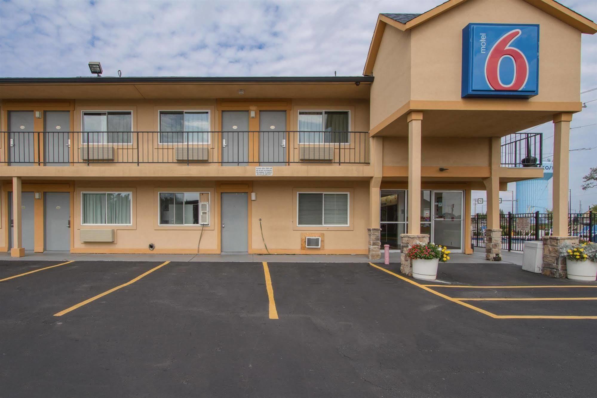 Motel 6-Oshkosh, WI Exterior foto